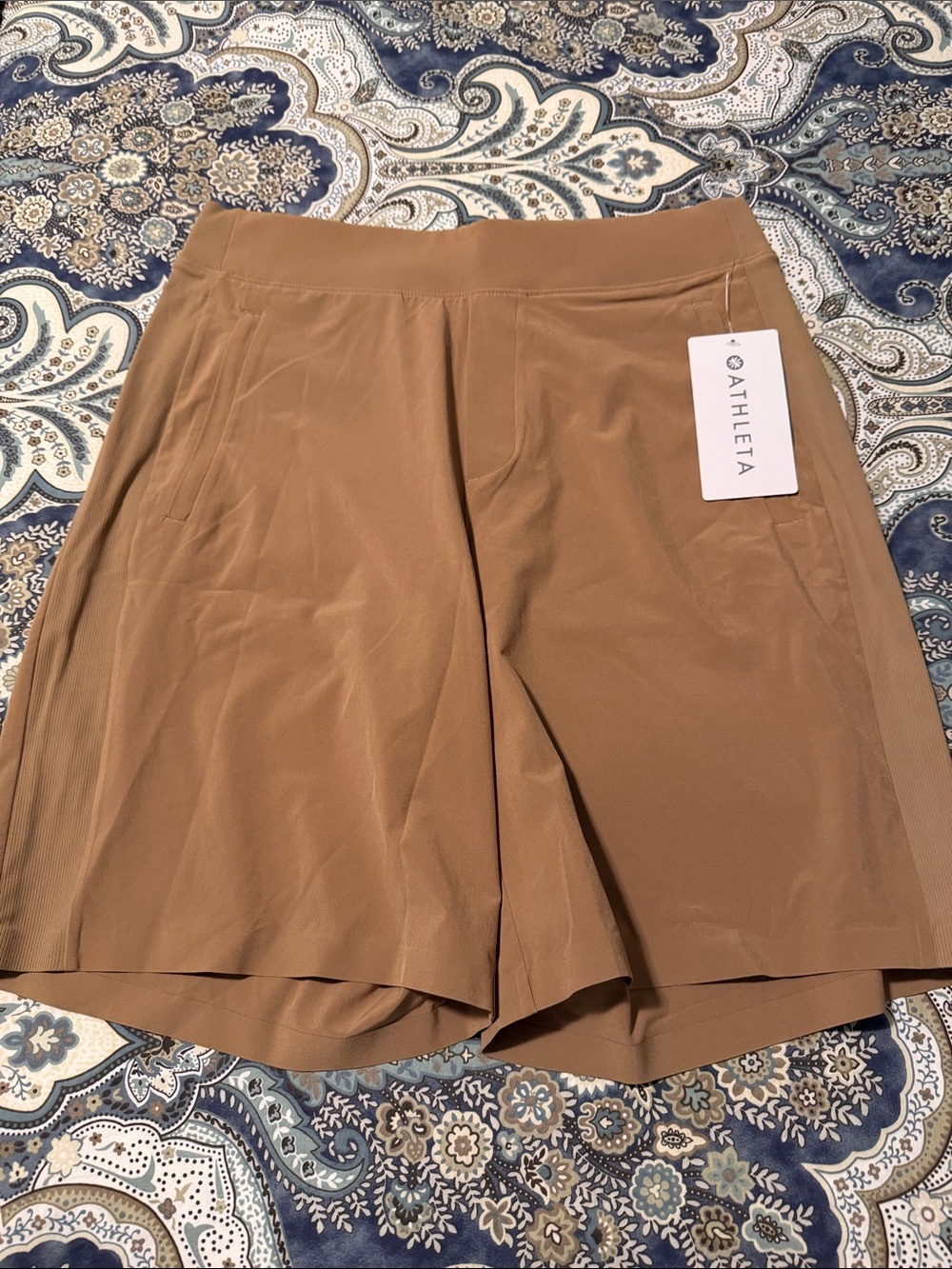 Athleta Brooklyn Camel Colored Performance Bermuda Shorts size 10